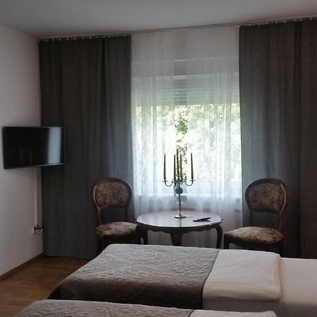 Monte Christo Apartment Мястко Екстериор снимка