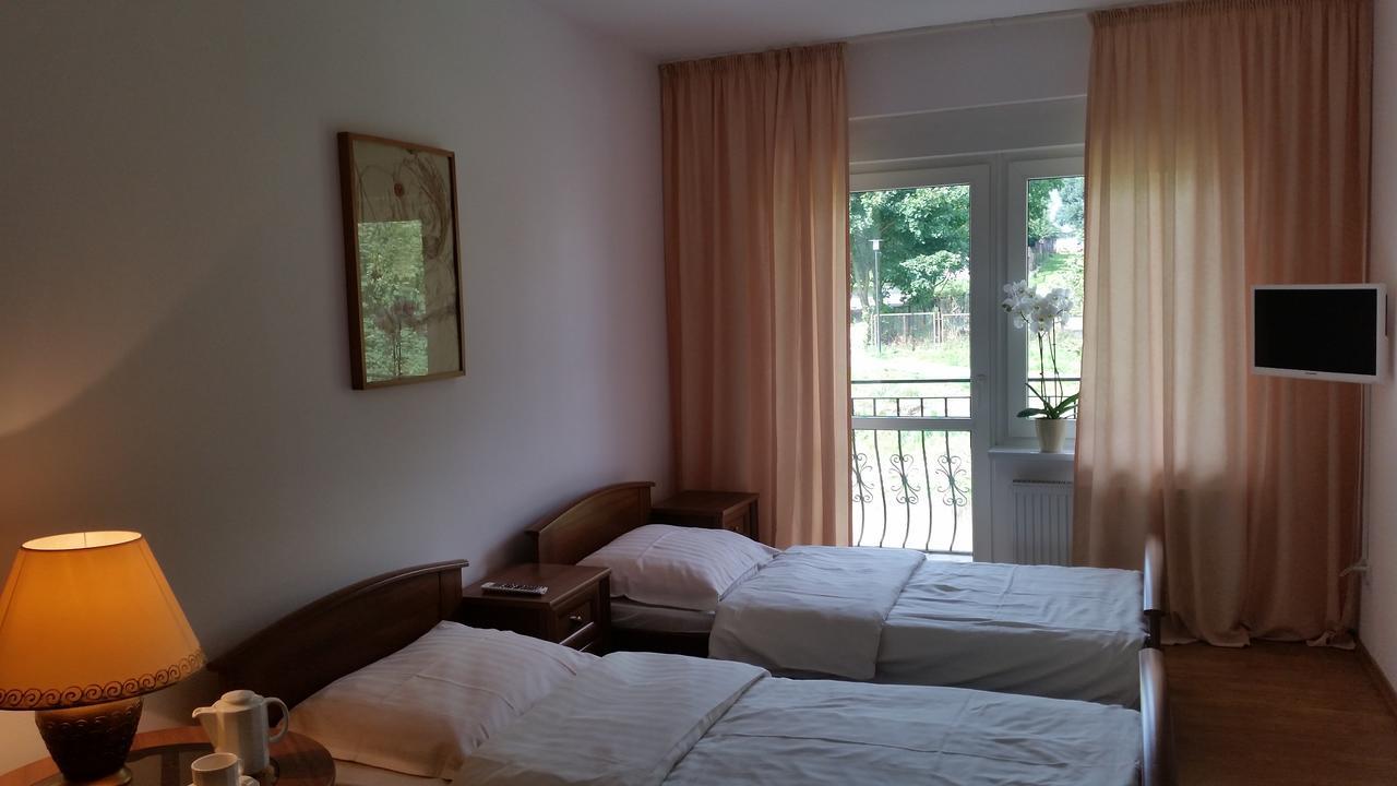 Monte Christo Apartment Мястко Екстериор снимка